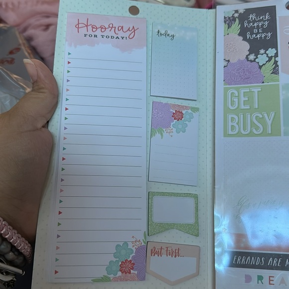 Happy Planner - Picture 3 of 5